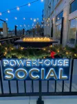 Powerhouse on Broadway Các khách sạn gần Rebecca Winters Memorial