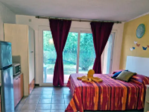 Studio 2 ou 3 People, 150 m Beach, Near Ghisonaccia Hotels in Ghisonaccia