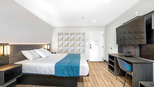 Studio 6 Suites Stockton, CA – Waterfront Hotels in Stockton