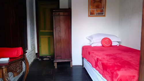 RUMAH JAWA APIK