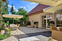 Villa Estera - Hotel & Restauracja - Wifi