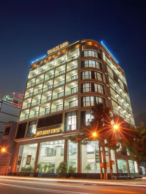 Cuu Long Hotel Hotels near Coconut Dao Relics