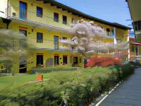 Agriturismo Tra Serra E Lago Hotels in Cavaglià