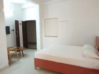 Hotel Gateway - Pools