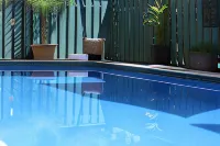 Adelaide International Motel - Yüzme Havuzu