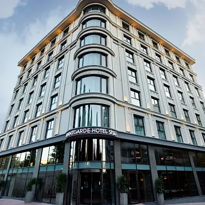 أفانتغارد إيربان سيسلي Hotels near محطة مترو شيشلي