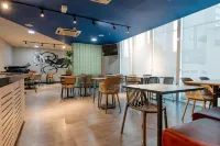 ibis budget Vitoria Hotels in Каріасіка