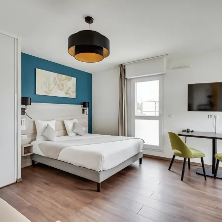 All Suites Appart Hôtel | Palaiseau - Massy TGV