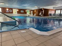Colonial Inn Ellsworth - 2-Star