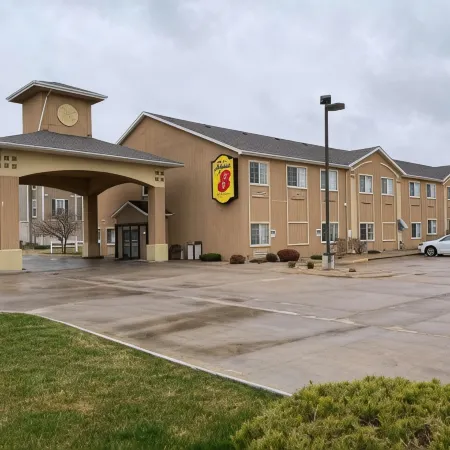 Super 8 by Wyndham Great Bend