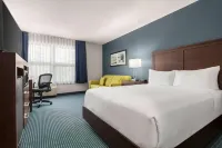 Days Inn by Wyndham Sarnia Harbourfront
