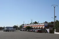 Hostal Santa Ana - Parking