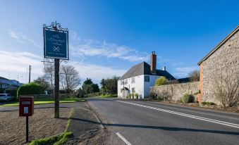 The Tytherleigh Arms