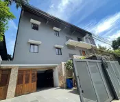 9 Residence Guesthouse Syariah Cilandak
