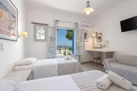 Naoussa Hotel Paros by Booking Kottas Hotels near Punda Coast