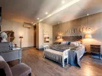 Les Jardins de la Tour Hotels in Chaneins