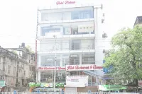 白金飯店 奎斯特購物中心附近的飯店