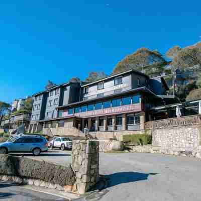 Bernti's Mountain Inn Hotel Exterior