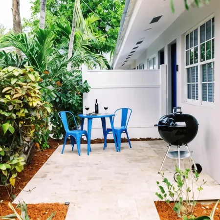 Casa Cordova by Lowkl