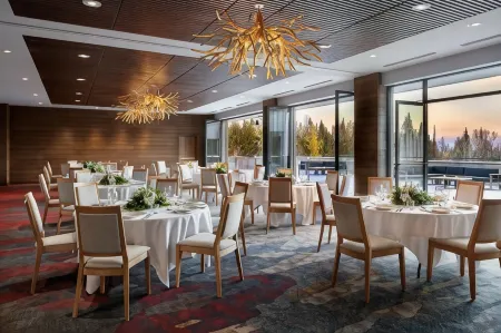 The Josie Hotel, Autograph Collection Отели в г. Кутеней Баундари