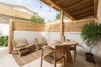 NUSA suites & villas