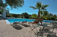 Rodon Hotel Hotels in Kounoupidiana