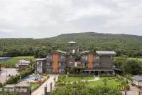 Stone Wood Hotel Amboli Hotels near Parmarth Niketan, Harimandir