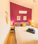 Cozy Vacation Rental in Ponta Delgada - Ideal for Relaxing Getaways Hotels near Miradouro Candelária