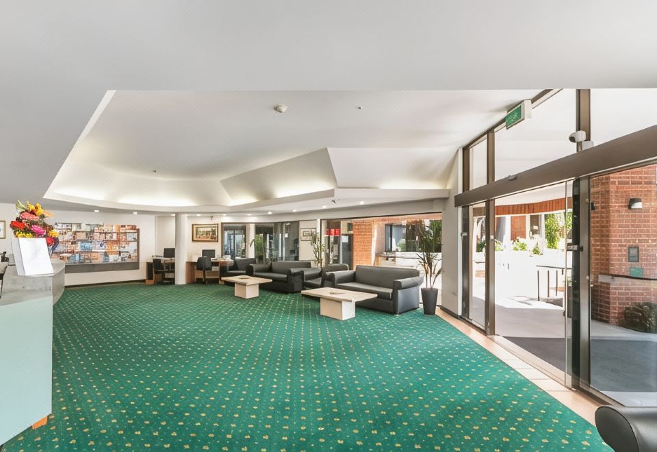 3. 그레이트 이스턴..