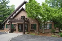 Spring House Inn Hotels near Indiana Dunes National Park