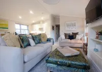 Hollicarrs - the Rushes