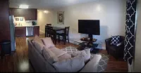 Downtown Nice Apartment with Parking