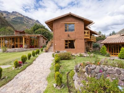 Unuwasi Hotel & Villa