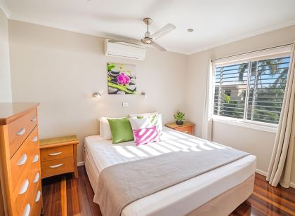 Airlie Apartments