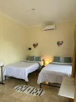 Little Bali Villa Hotel di Ciseeng