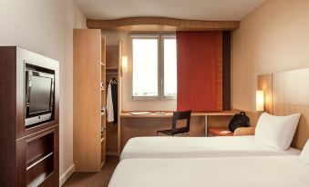 Ibis Epinay Sur Seine - Gennevilliers