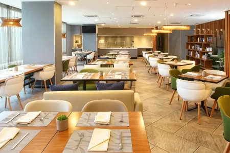 City Express Plus by Marriott Tampico Отели в г. Тампико