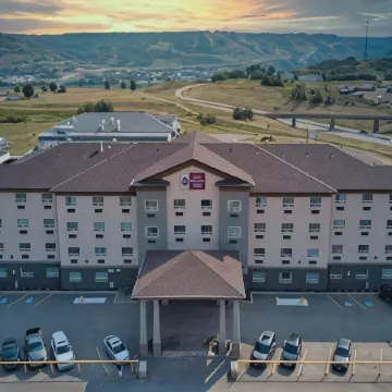 Best Western Plus Peace River Hotel  Suites