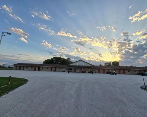 OYO Sandman Inn Hotels in Wright County