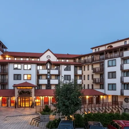 Grand Royale Apartment Complex & Spa