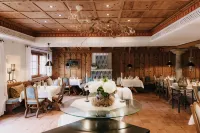 Strasserwirt - Ansitz zu Tirol Hotels in Obertilliach