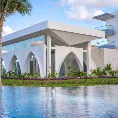 Planet Hollywood Adult Scene Cancun by Royalton,  An Autograph Collection All-Inclusive Resort Hotel Exterior