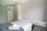 Apartment w/ Barbecue 850m From the Beach Acl0303 Hotels in Ingleses do Rio Vermelho