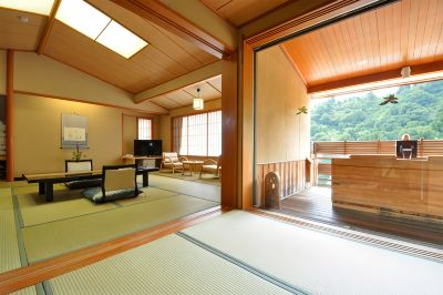 マウンテンビュー和室(禁煙) よもぎひら温泉　和泉屋の写真
