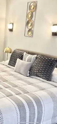 Harrisburg Historic River View Apt Hotels near Harrisburg University of Science and Technology