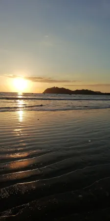 acogedor apartamento a pocos metros del mar y el pueblo.¡mascota amigable!