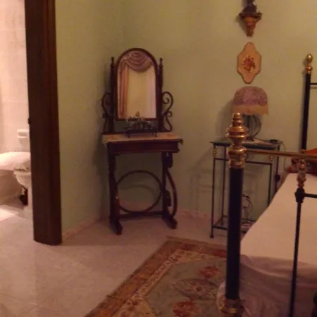 Merzuq House - Deluxe Double Room with Shower