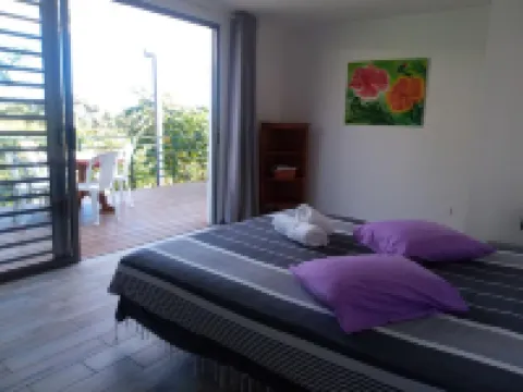 Logement en bas de Villa, au Milieu de la Végétation, Avec Belles Vues Hotels in Punaauia