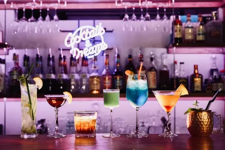 Tug-B Bar & Hostel Отели рядом с достопримечательностью «Port of Otaru»