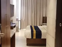 Lotus Deluxe Rooms Hotels in Waliv